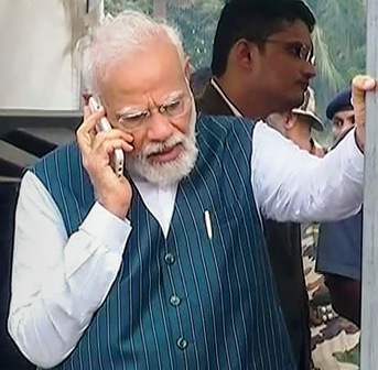 प्रधानमंत्री नरेंद्र मोदी ने सीएम धामी से फोन पर बात कर सिलक्यारा निर्माणाधीन टनल में फंसे श्रमिकों को सकुशल बाहर निकालने हेतु चल रहे रेस्क्यू ऑपरेशन की जानकारी ली प्रधानमंत्री नरेंद्र मोदी ने सीएम धामी से फोन पर बात कर सिलक्यारा निर्माणाधीन टनल में फंसे श्रमिकों को सकुशल बाहर निकालने हेतु चल रहे रेस्क्यू ऑपरेशन की जानकारी ली