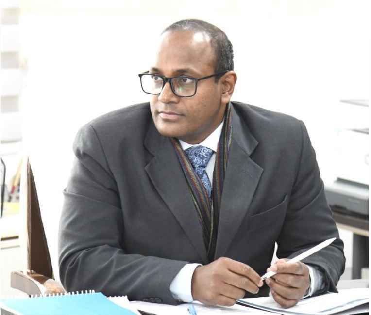 मुख्य निर्वाचन अधिकारी डॉ बी वी आर सी पुरुषोत्तम के निर्देश वोटर जागरूकता कार्यक्रम पर दिया जाए विशेष ध्यान