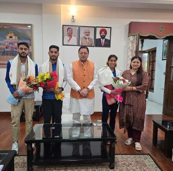 पेरिस ओलिंपिक में प्रतिभाग कर लौटे खिलाड़ियों ने CM धामी से भेंट की…