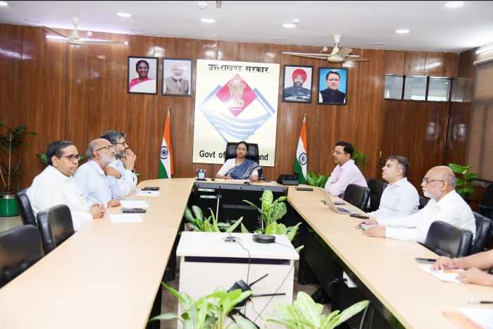 मुख्य सचिव राधा रतूड़ी ने योजना पूरी करने हेतु एक वर्ष की समयसीमा दी