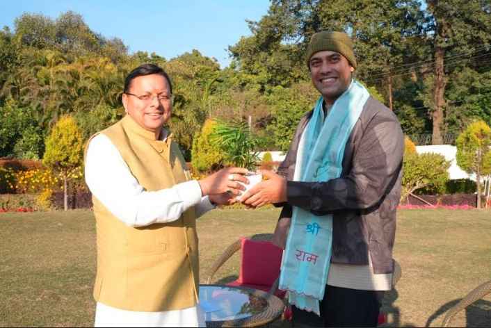 CM धामी से सुप्रसिद्ध पार्श्व गायक जुबिन नौटियाल ने भेंट की